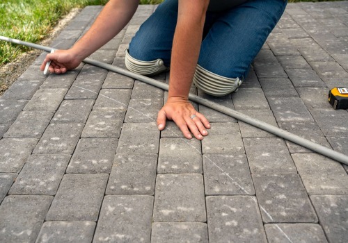 Mastering Paver Installation: Techniques for Cutting Pavers Around Curves and Corners
