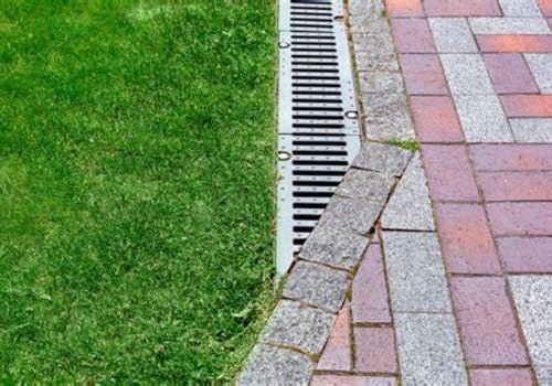Why Proper Drainage Is More Important Than Paver Style in Outdoor Projects